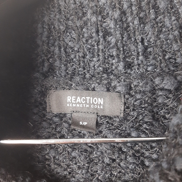 🌸Kenneth Cole Ladies Reaction|  Women's Sweater - Picture 9 of 9